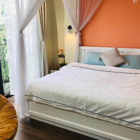 Chez Madame Binh Bed & Breakfast Hanoi Exterior foto