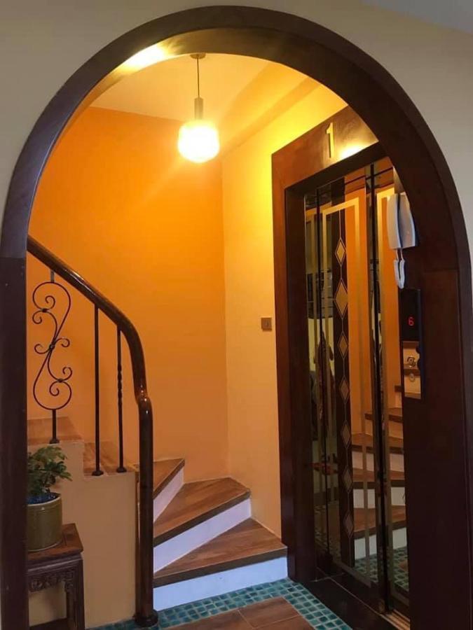 Chez Madame Binh Bed & Breakfast Hanoi Exterior foto