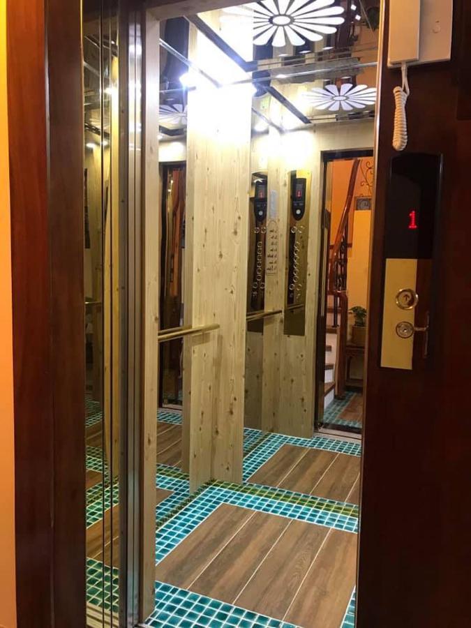 Chez Madame Binh Bed & Breakfast Hanoi Exterior foto