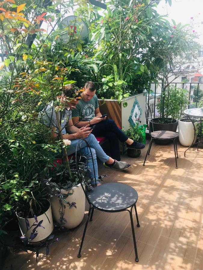 Chez Madame Binh Bed & Breakfast Hanoi Exterior foto
